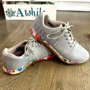 NOBULL Light Gray Sneakers with Multicolor Floral Sole
